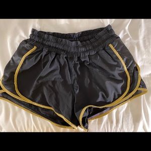 Lululemon Super Squad Short Black Gold